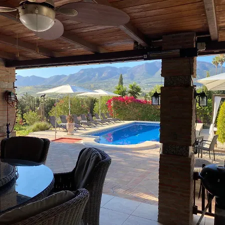 Casa Donny ベッド・アンド・ブレックファスト 4*